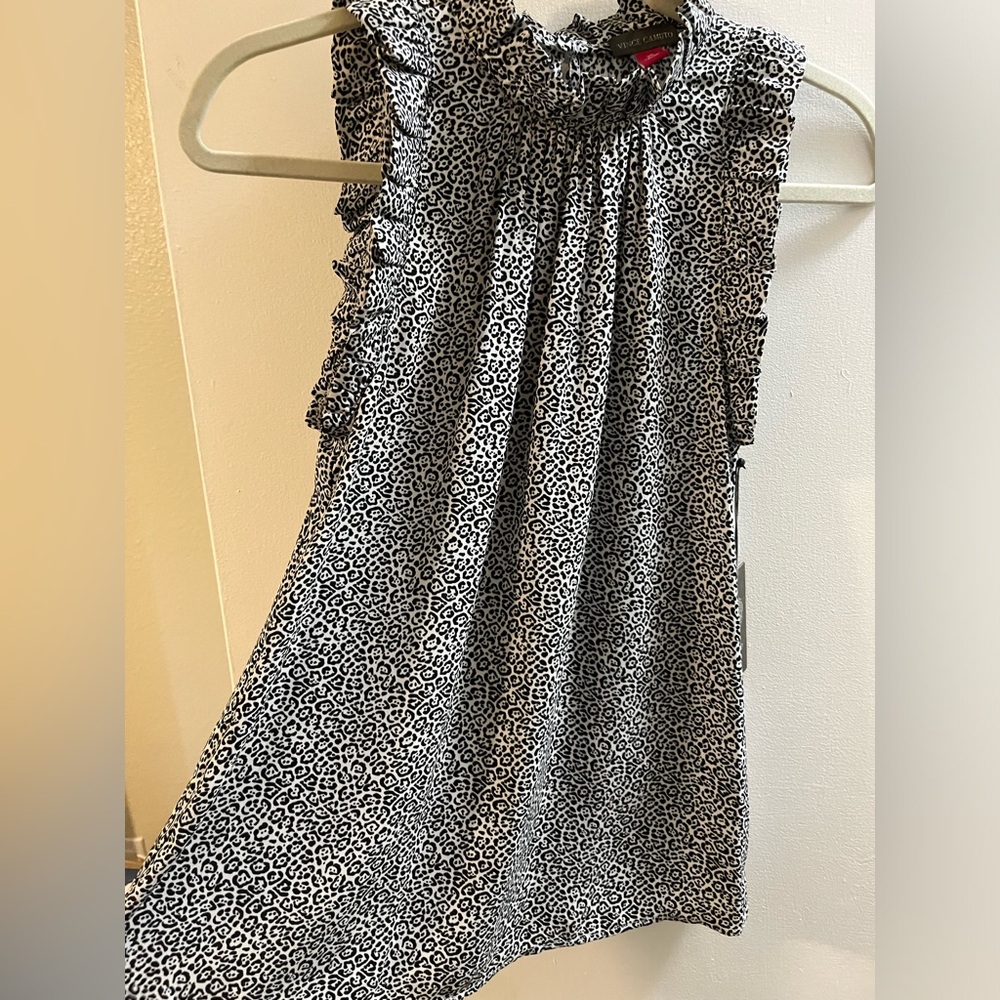 Vince Camuto sleeveless top
